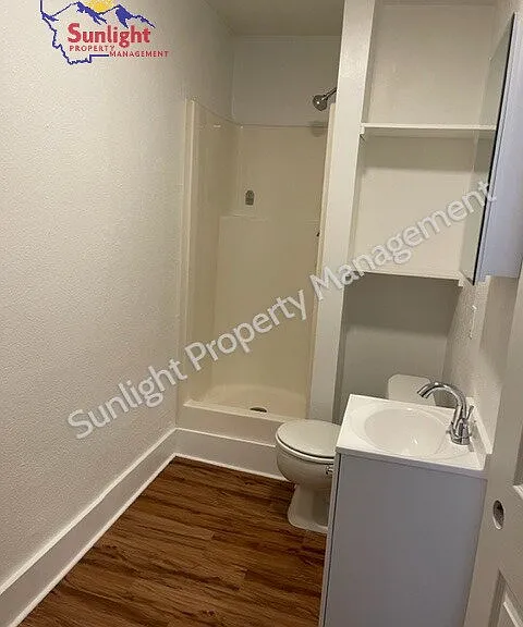 216 N 33rd St #1 — Photo 4