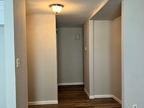 4th image of 6009 Deer Creek Dr