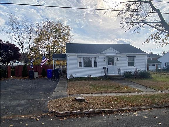 3rd image of 61 Rose St