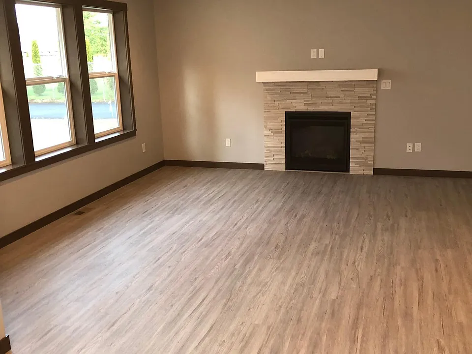 Living Room with Gas Fireplace