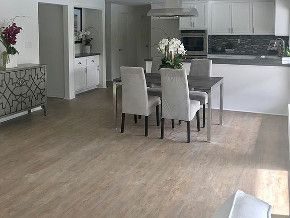5th image of 15712 La Lindura Dr