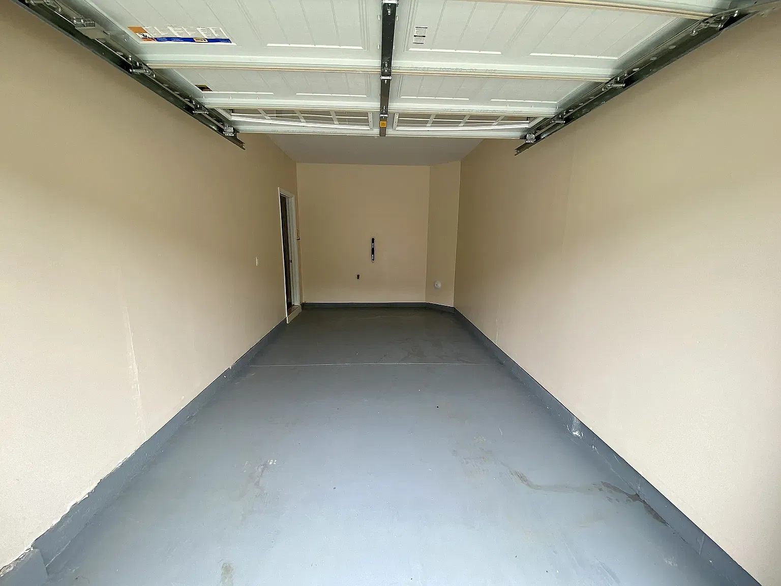 8939 Ringview Dr — Photo 3