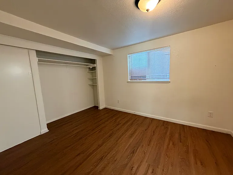 1230 Ivy St #2 — Photo 6