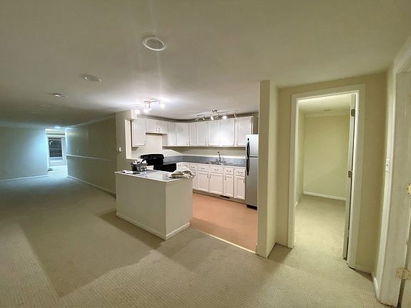 3rd image of 101 W Main St #216