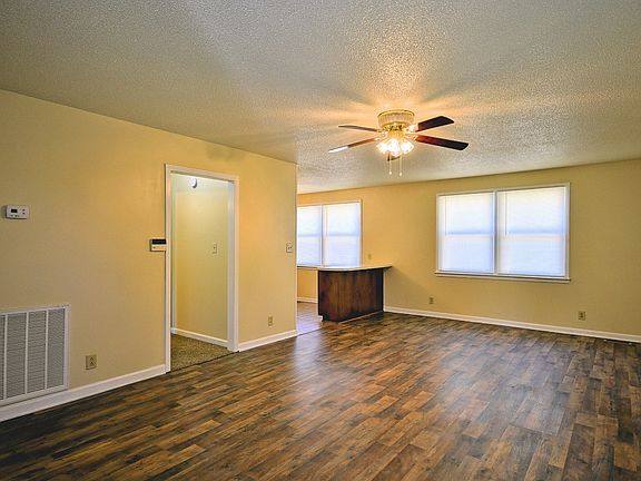 5th image of 508 Linda Ln