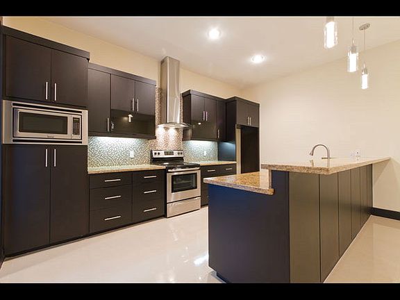 5th image of 4225 Ben Hogan Ave #37