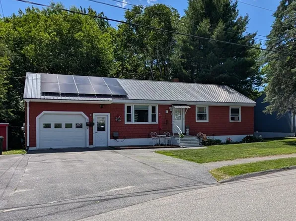 8 Kenneth Road, South Portland, ME 04106