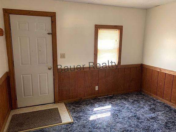 3rd image of 415 Woodland Ave