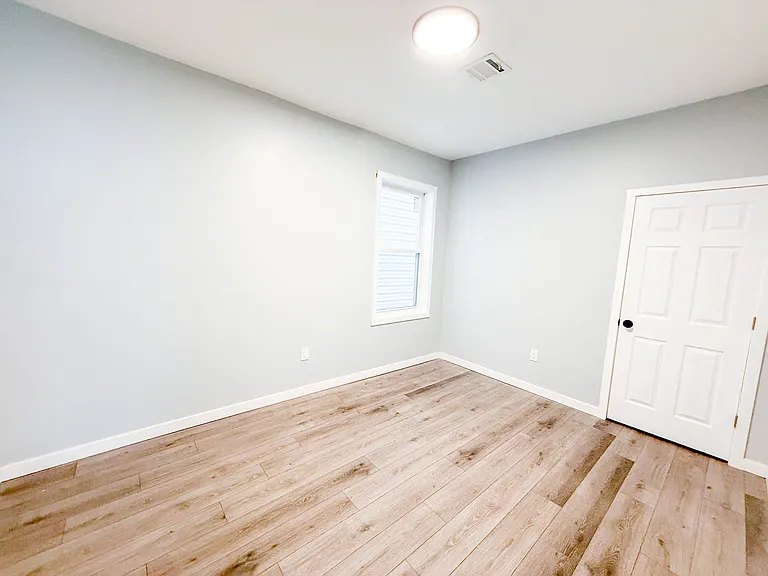 76 Bloomfield Ave #1 — Photo 3