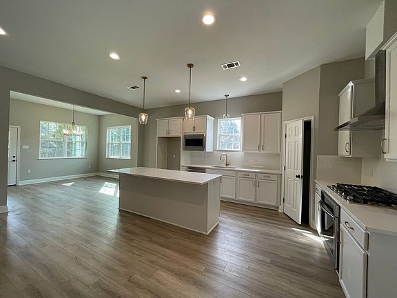 2nd image of 10612 Norway Pine Dr