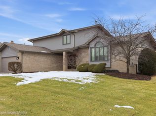8101 Highfield Ct, Tinley Park, IL 60487