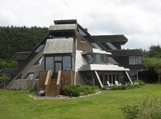 95330 Highway 101 S, Yachats, OR 97498