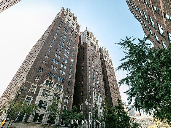 5th image of 5 Tudor City Pl APT 728