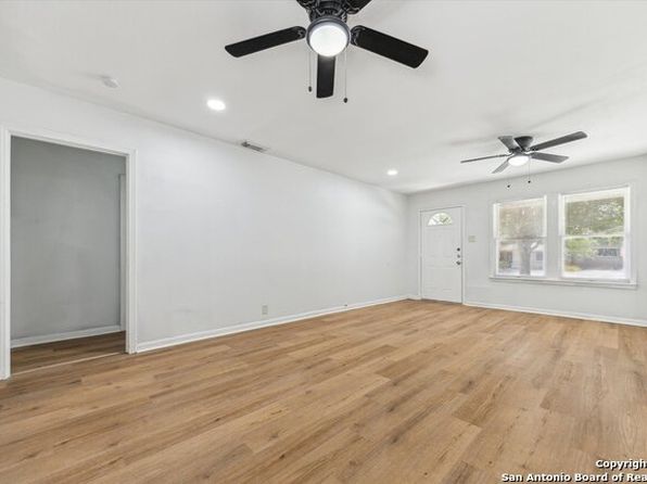 367 Babcock Rd
