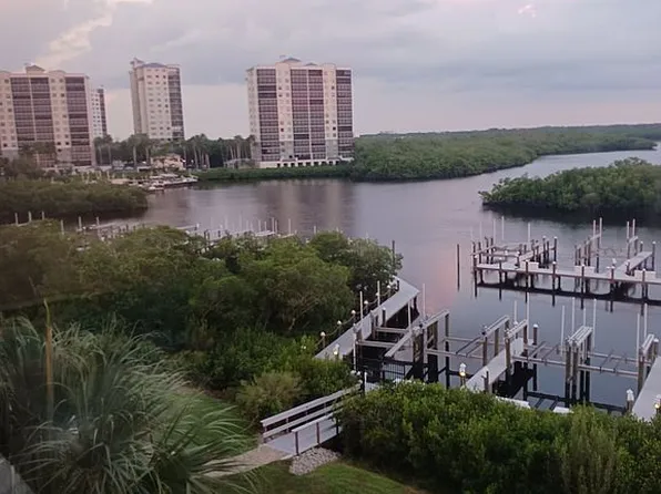 300 Horse Creek Dr Penthouse 503, Naples, FL 34110