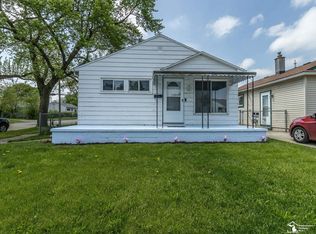 1807 Charter St, Lincoln Park, MI 48146
