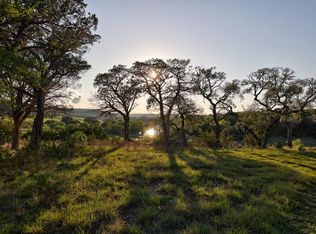 110 Phillip Dr, Ingram, TX 78025