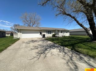 404 Earl St, Pender, NE 68047