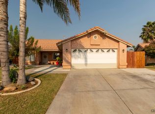 5304 Sierra Pine Ct, Bakersfield, CA 93313
