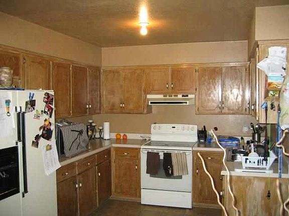 2nd image of 1245 E B St
