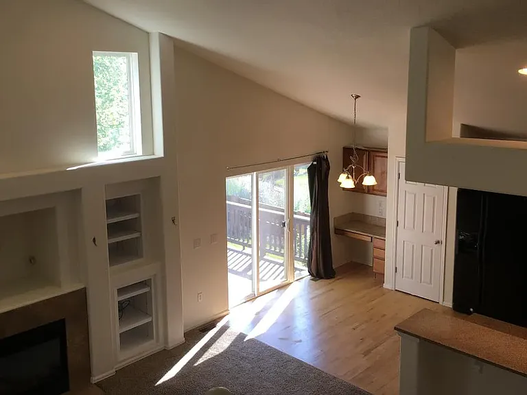 1619 Mountain Dr — Photo 9