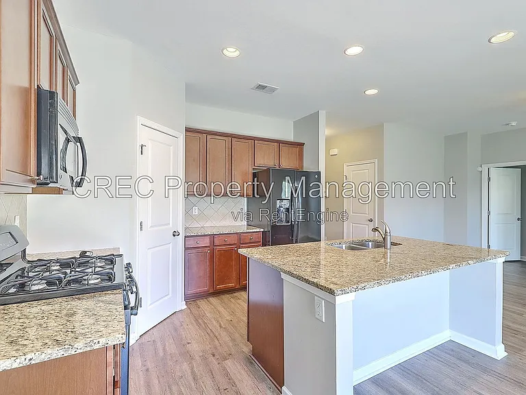 9657 Spencer Woods Rd — Photo 11