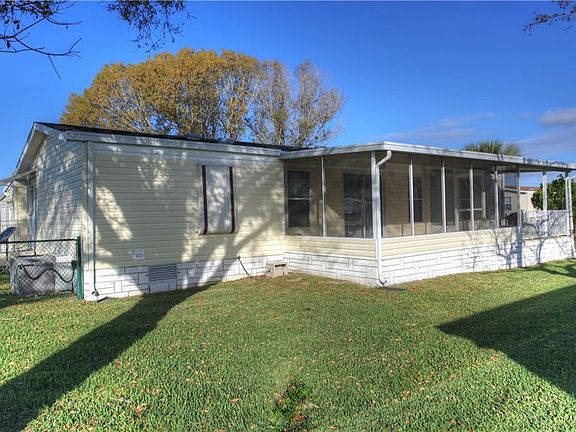 4th image of 929 Sequoia St