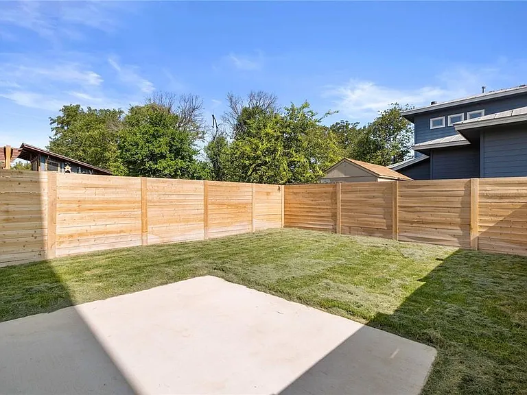 914 Taulbee Ln #A — Photo 21