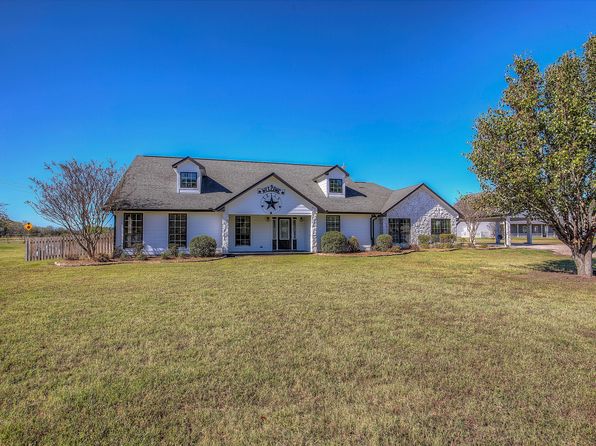 143 County Road 1412