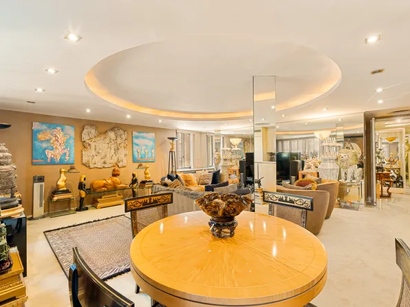 425 East 63rd Street image 14 of 28