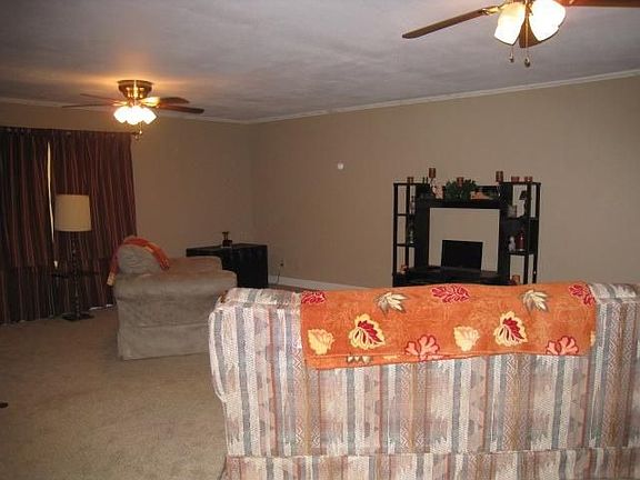 2nd image of 144 Oak Grove Dr