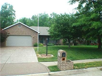1st image of 3906 Farrington Dr