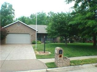 3906 Farrington Dr, Evansville, IN 47725