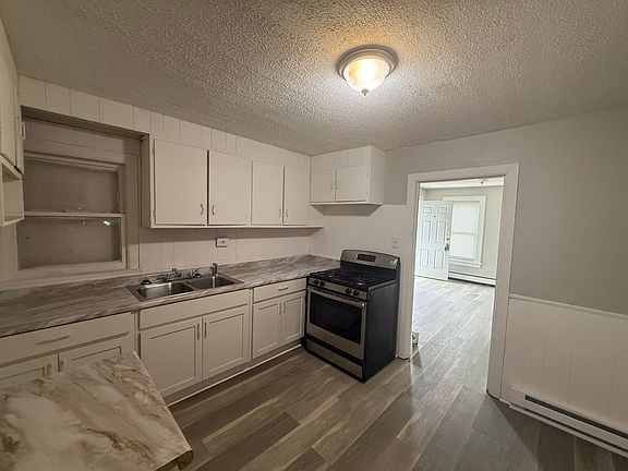 4th image of 3515 E 80th St #1