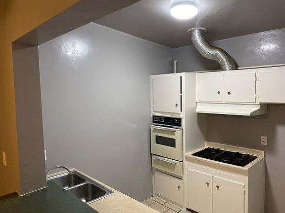 3rd image of 1821 W Sallie Ln #6