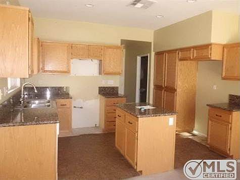 5th image of 13755 Sunshine Terrace St