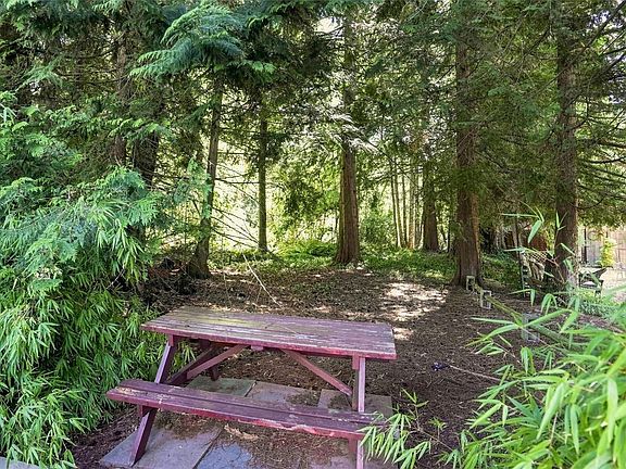 3rd image of 2106 Buttle Lake Way