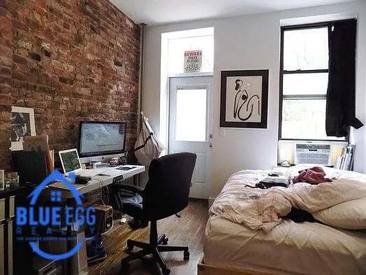 Rented by Blue Egg Realty Corp | media 8