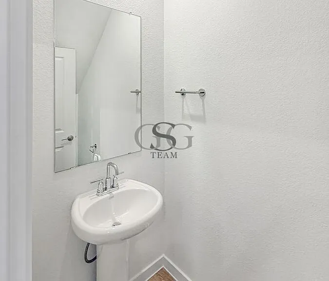 5506 Daylight Dr — Photo 12