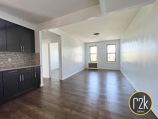 2nd image of 21-45 28th St #D1
