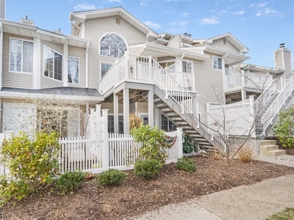 28 BENTLEY COURT, Bedminster Twp., NJ 07921