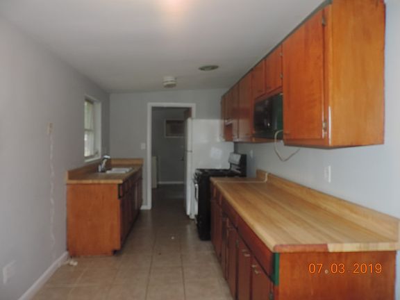5th image of 2315 Frederick Pl