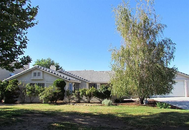 1st image of 18873 Sahale Ln