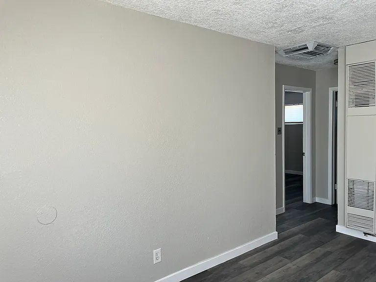 Totally Remodeled 2 Bedroom Apartment In Ridgecrest — Photo 5