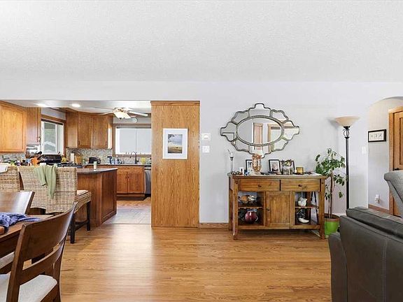 4th image of B59 SW Cottage Cres
