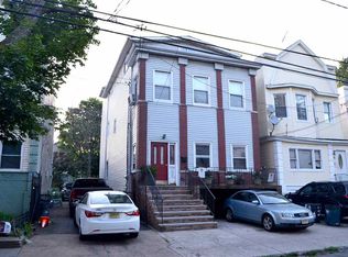 226 Wegman Pkwy, Jersey City, NJ 07305