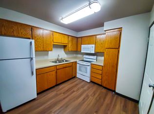 821 Downey St APT 1C, Laramie, WY 82072