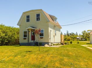 24 Surette Rd, Wedgeport, NS B0W3P0