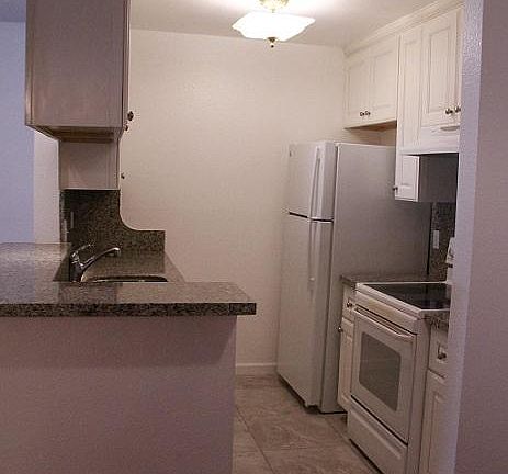 5th image of 391 Mandarin Dr #22