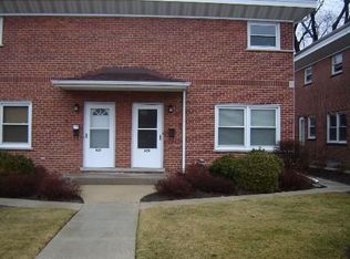 451 S Elmhurst Rd, Mount Prospect, IL 60056